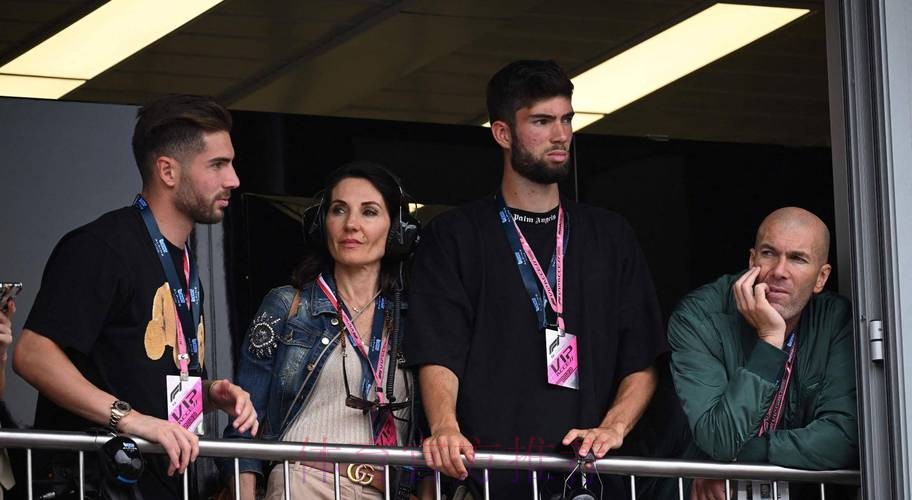 官方:齐达内三儿子加盟西乙球队科尔多瓦 签约2年